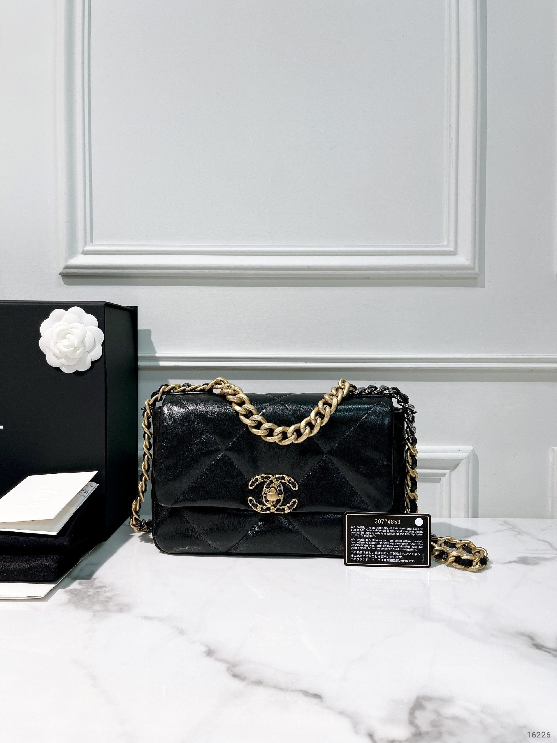 CHANEL SMALL 19 BAG, Black/Gold