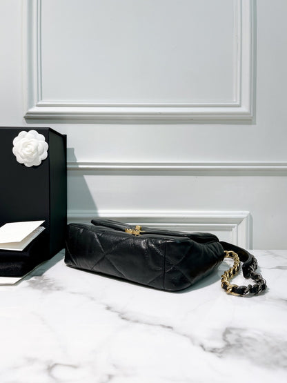 CHANEL SMALL 19 BAG, Black/Gold