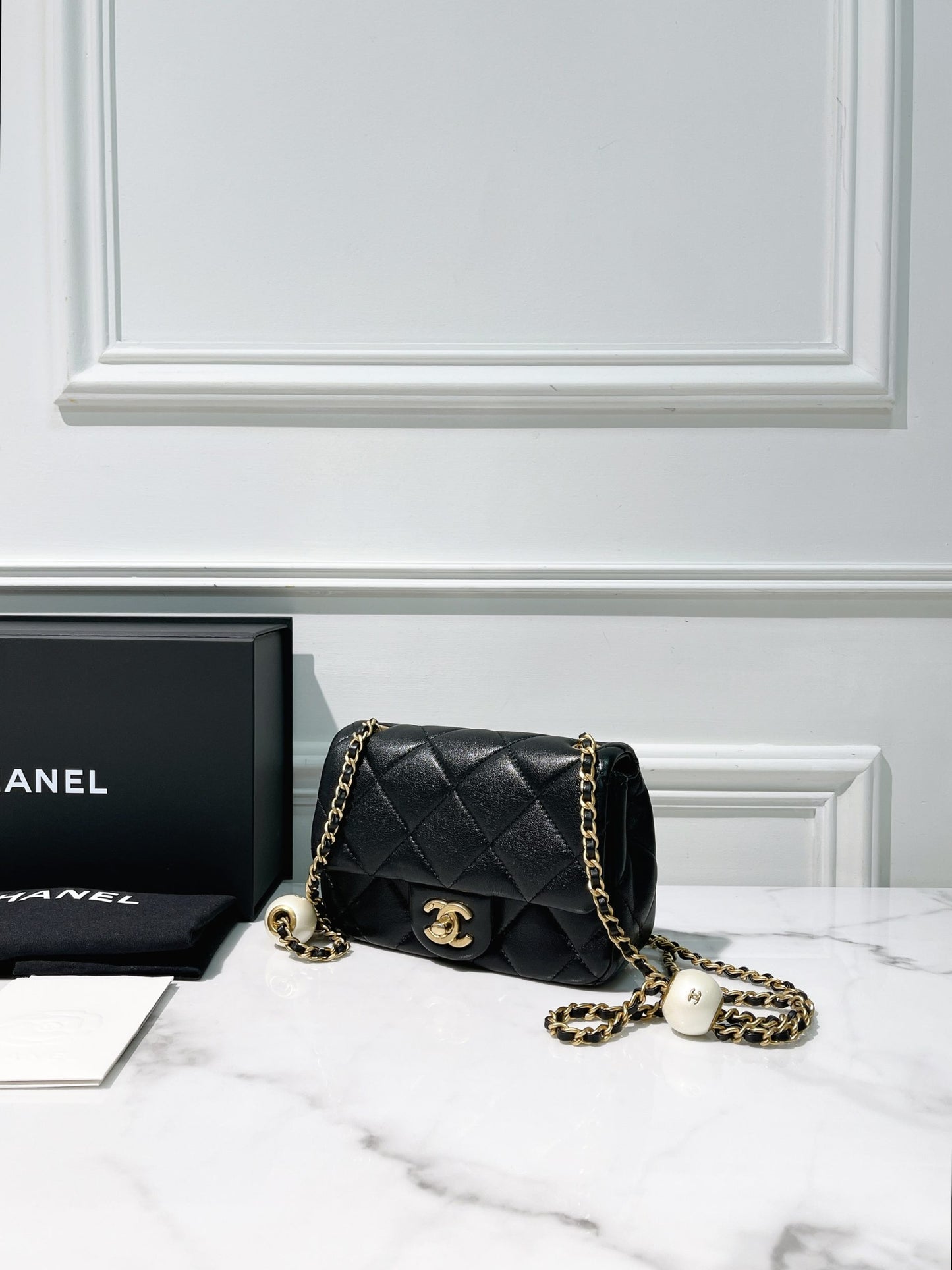 CHANEL 24S MINI FLAP, Black/Gold