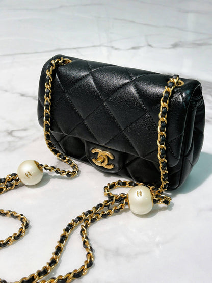 CHANEL 24S MINI FLAP, Black/Gold