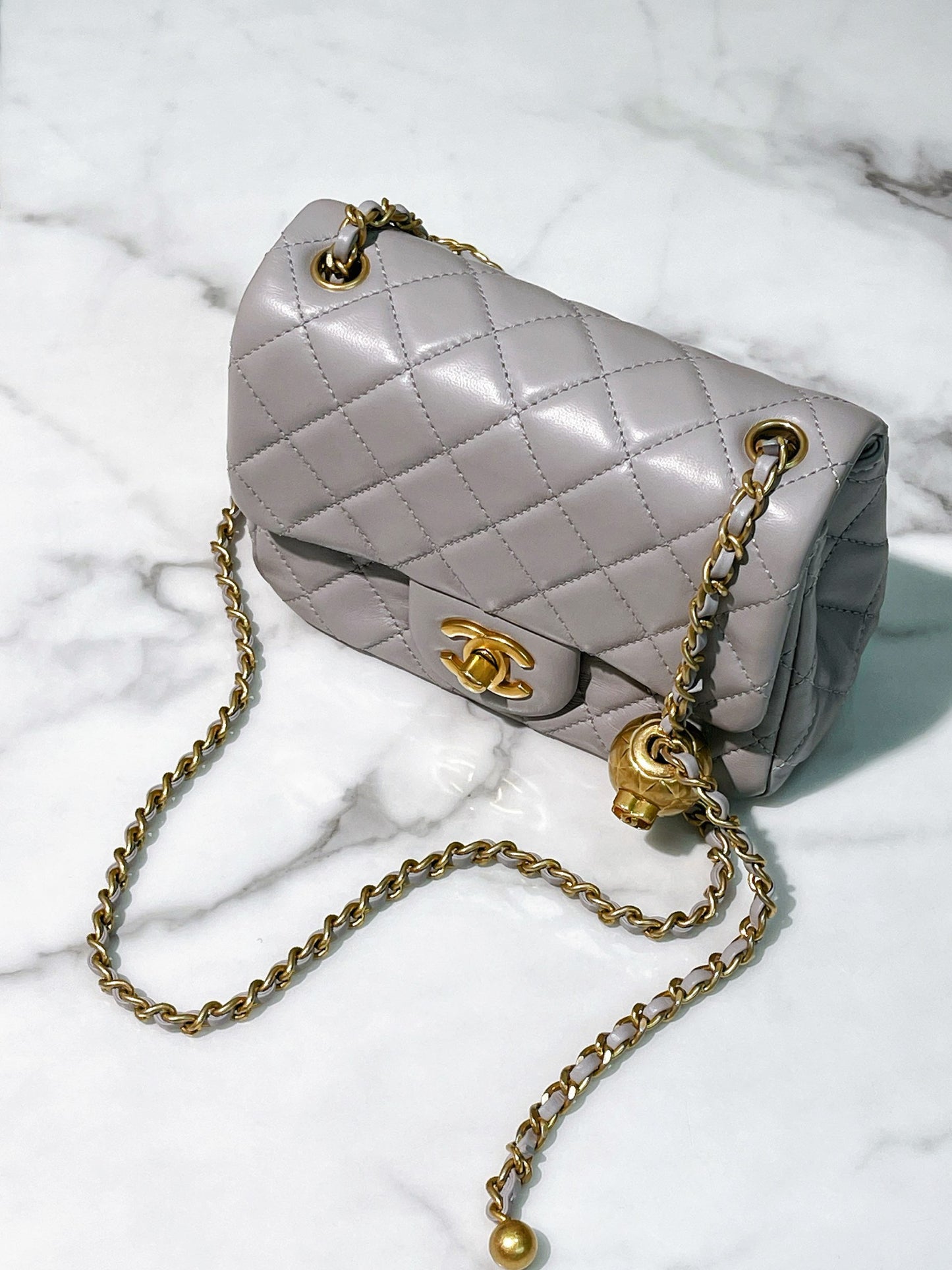 CHANEL MINI SQUARE, Gray/Gold