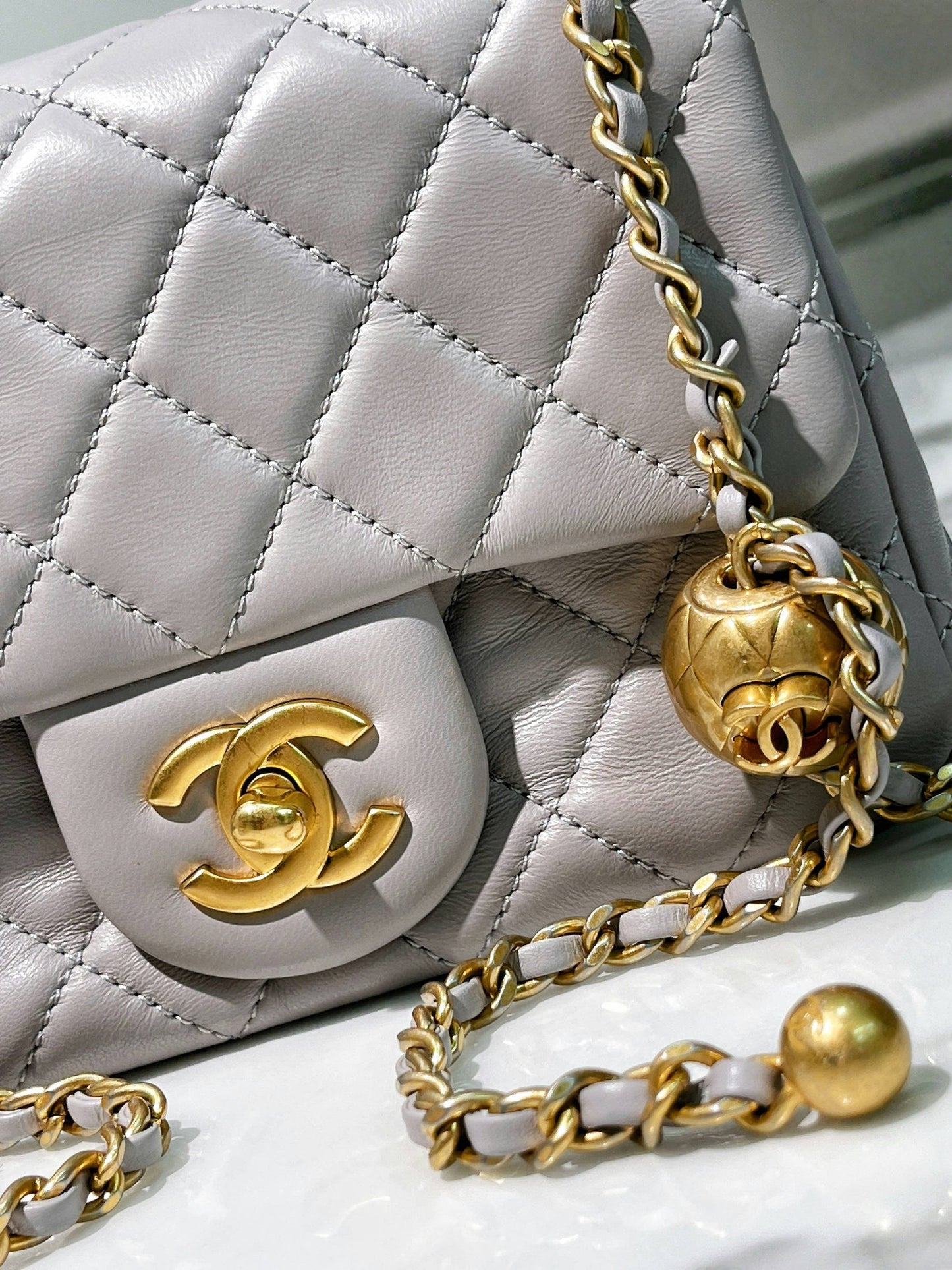 CHANEL MINI SQUARE, Gray/Gold