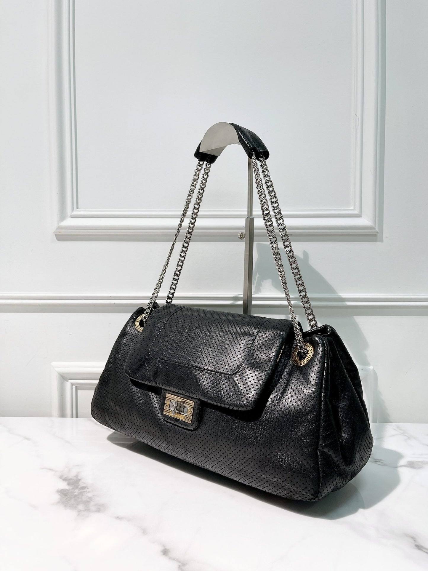 CHANEL SHOULDER BAG, Black/Silver/Gold