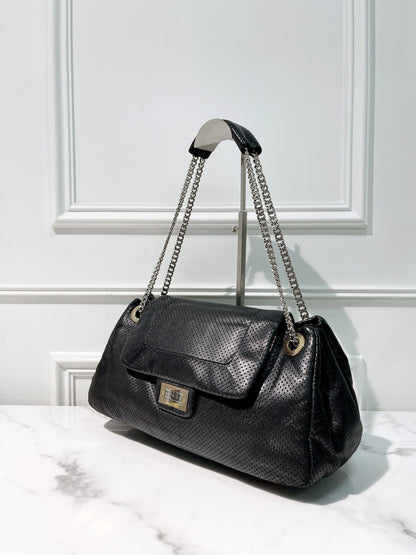 CHANEL SHOULDER BAG, Black/Silver/Gold