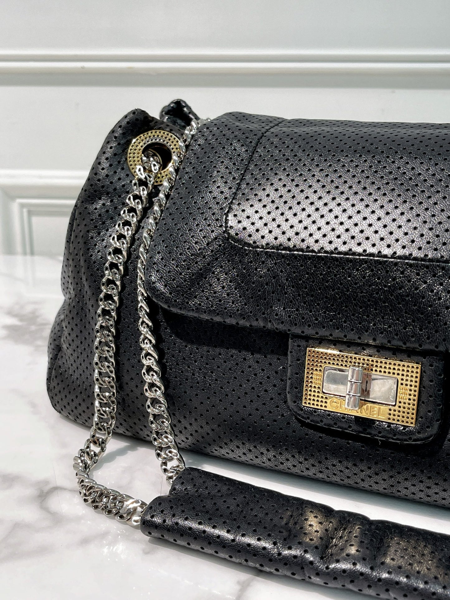 CHANEL SHOULDER BAG, Black/Silver/Gold