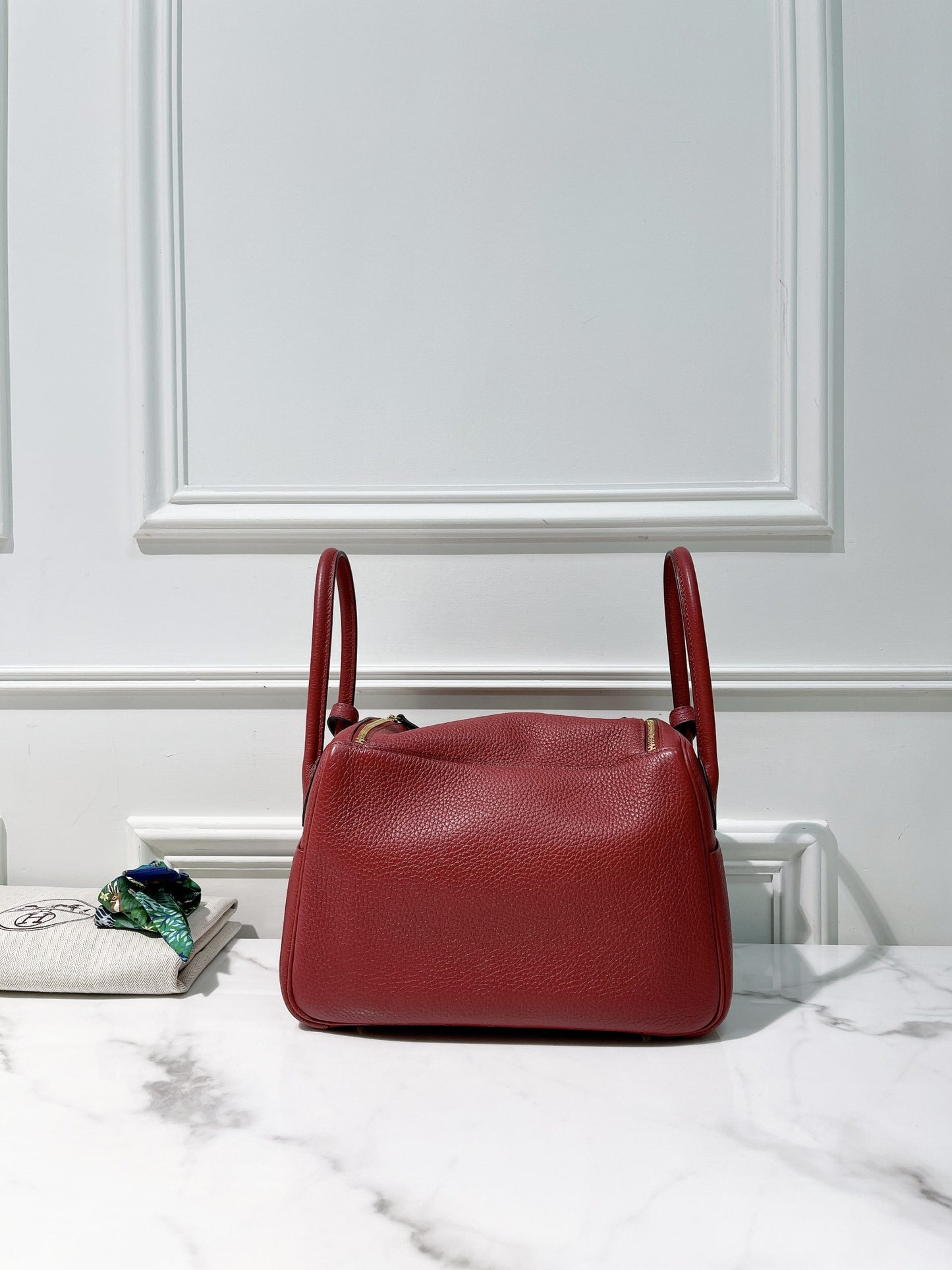 HERMES LINDY 26, Rouge Grenade/Gold