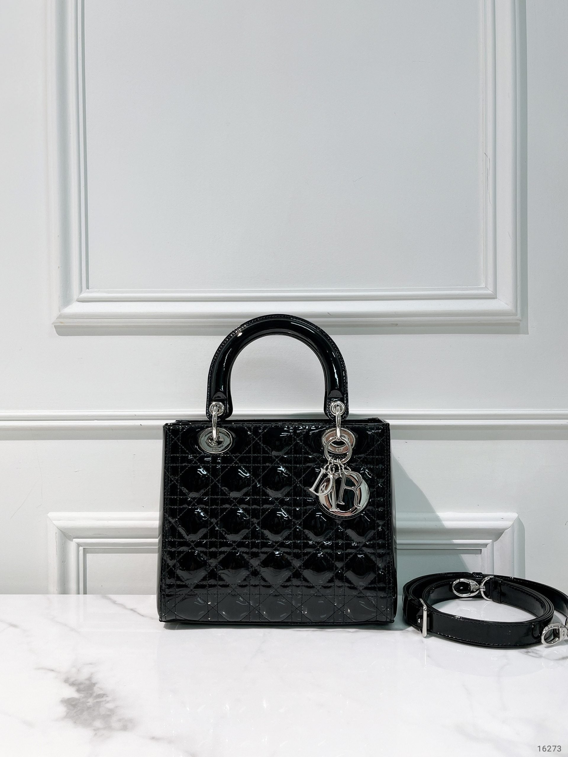 DIOR MEDIUM LADY DIOR, Black/Silver