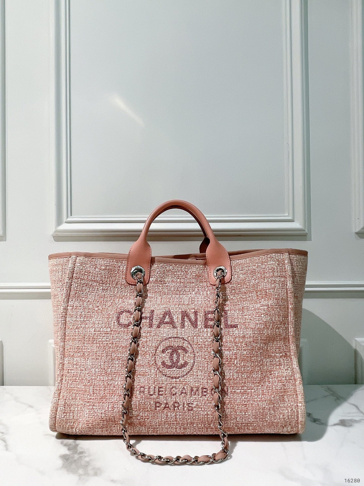 CHANEL SHOPPING TOTE