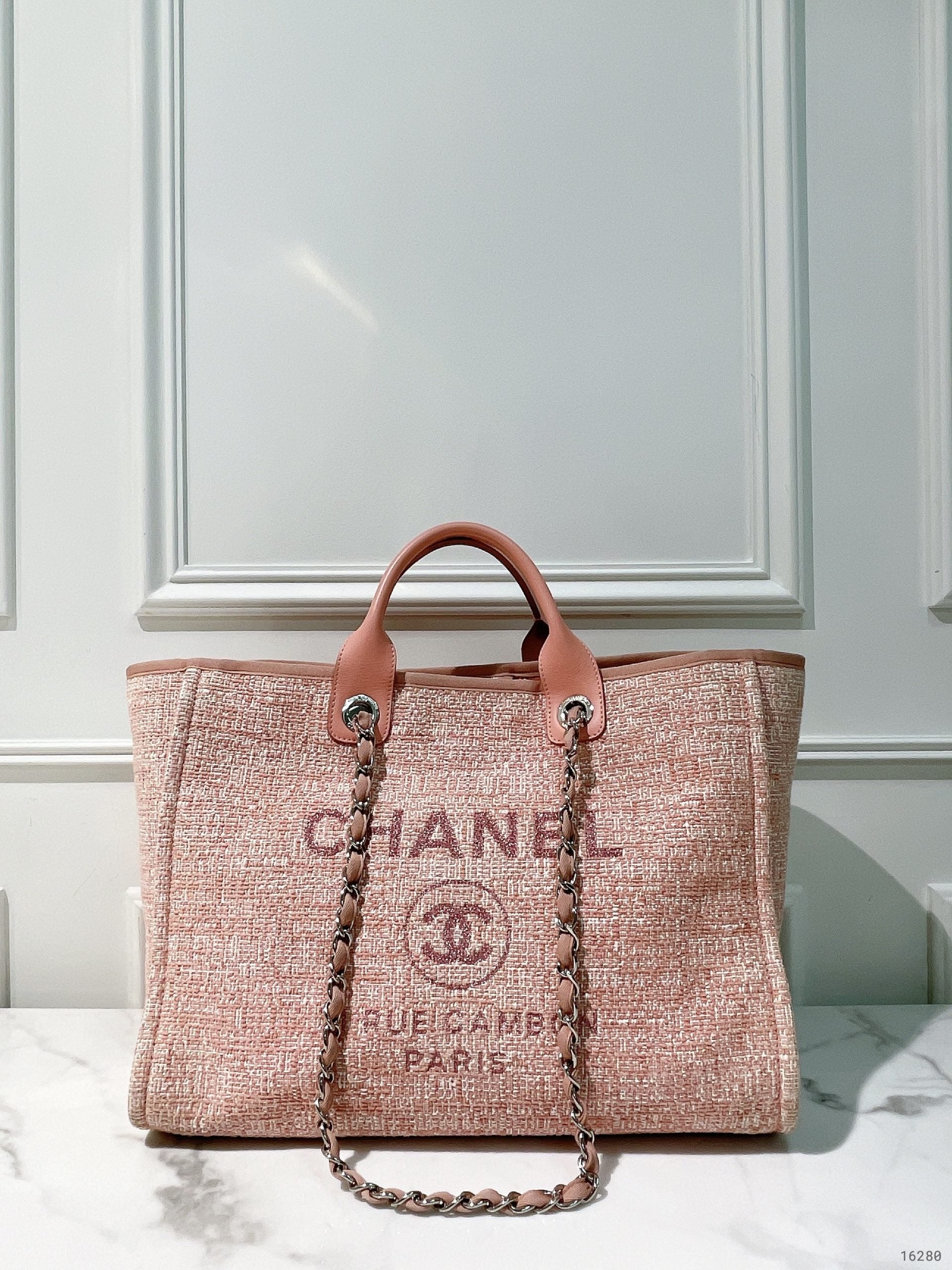 CHANEL SHOPPING TOTE