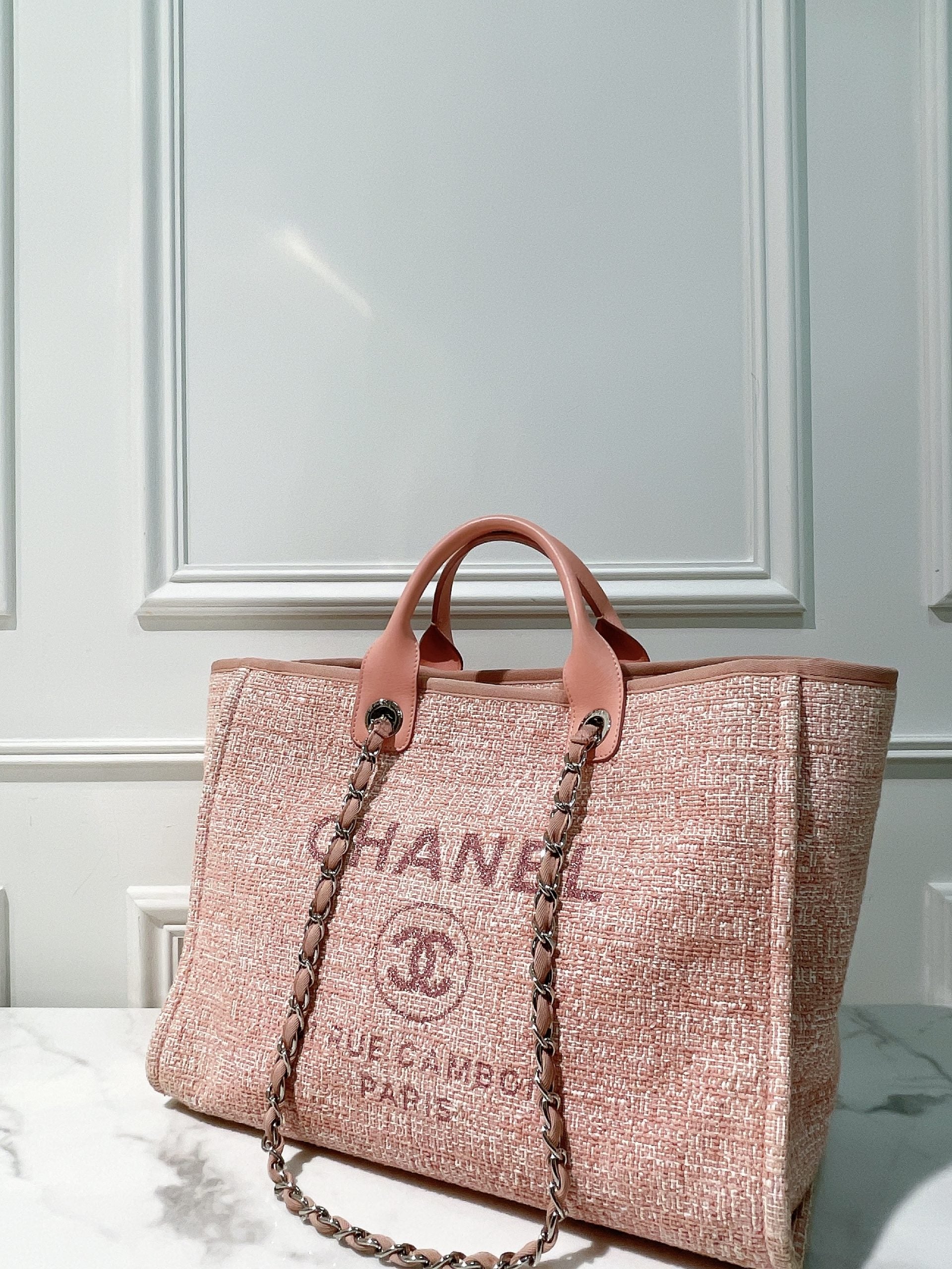 CHANEL SHOPPING TOTE