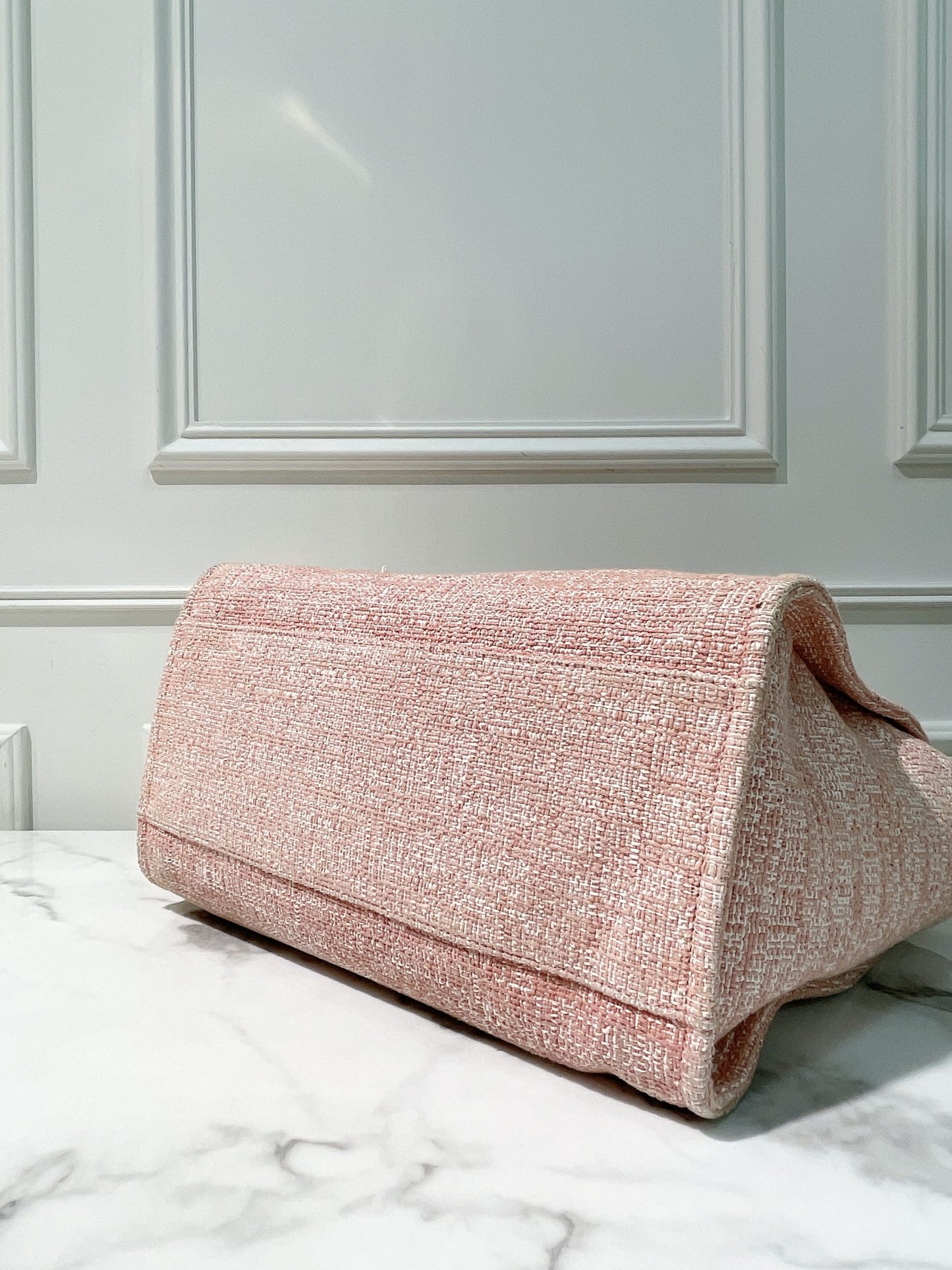 CHANEL SHOPPING TOTE