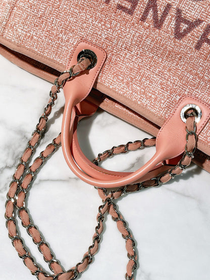 CHANEL SHOPPING TOTE