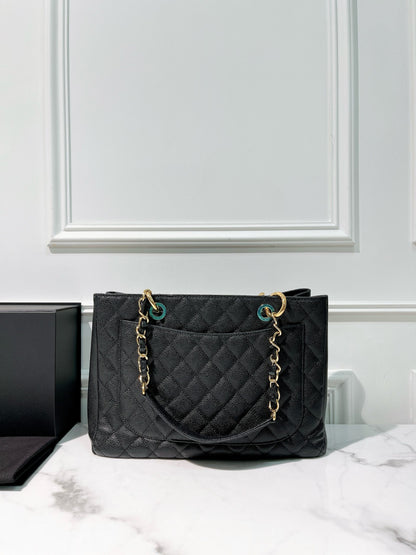 CHANEL GRAND SHOPPING TOTE, Black/Gold