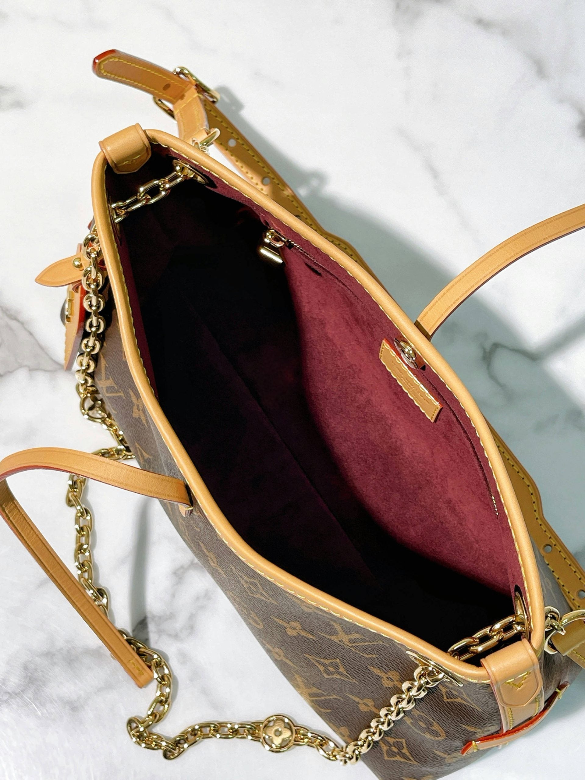 LV CARRYALL BB, Monogram