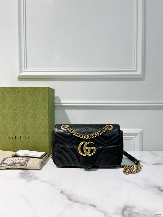 GUCCI MARMONT SMALL, Black/Gold