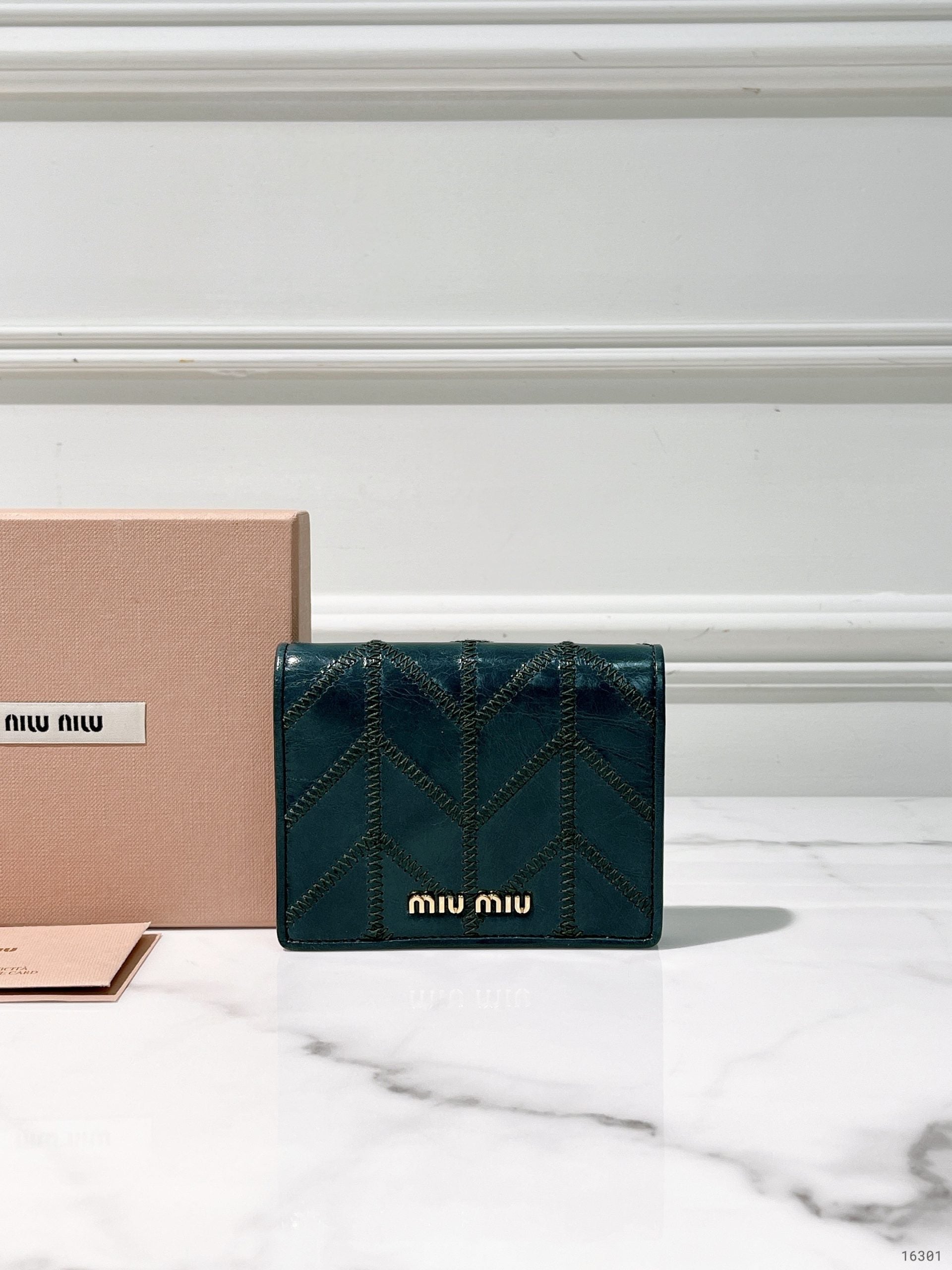 MIUMIU WALLET