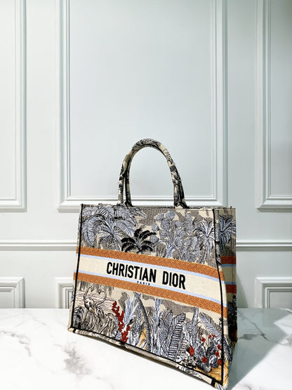 DIOR LARGE BOOK TOTE