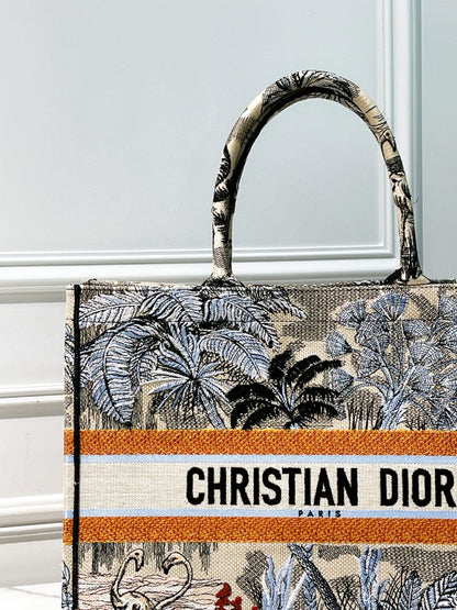 DIOR LARGE BOOK TOTE