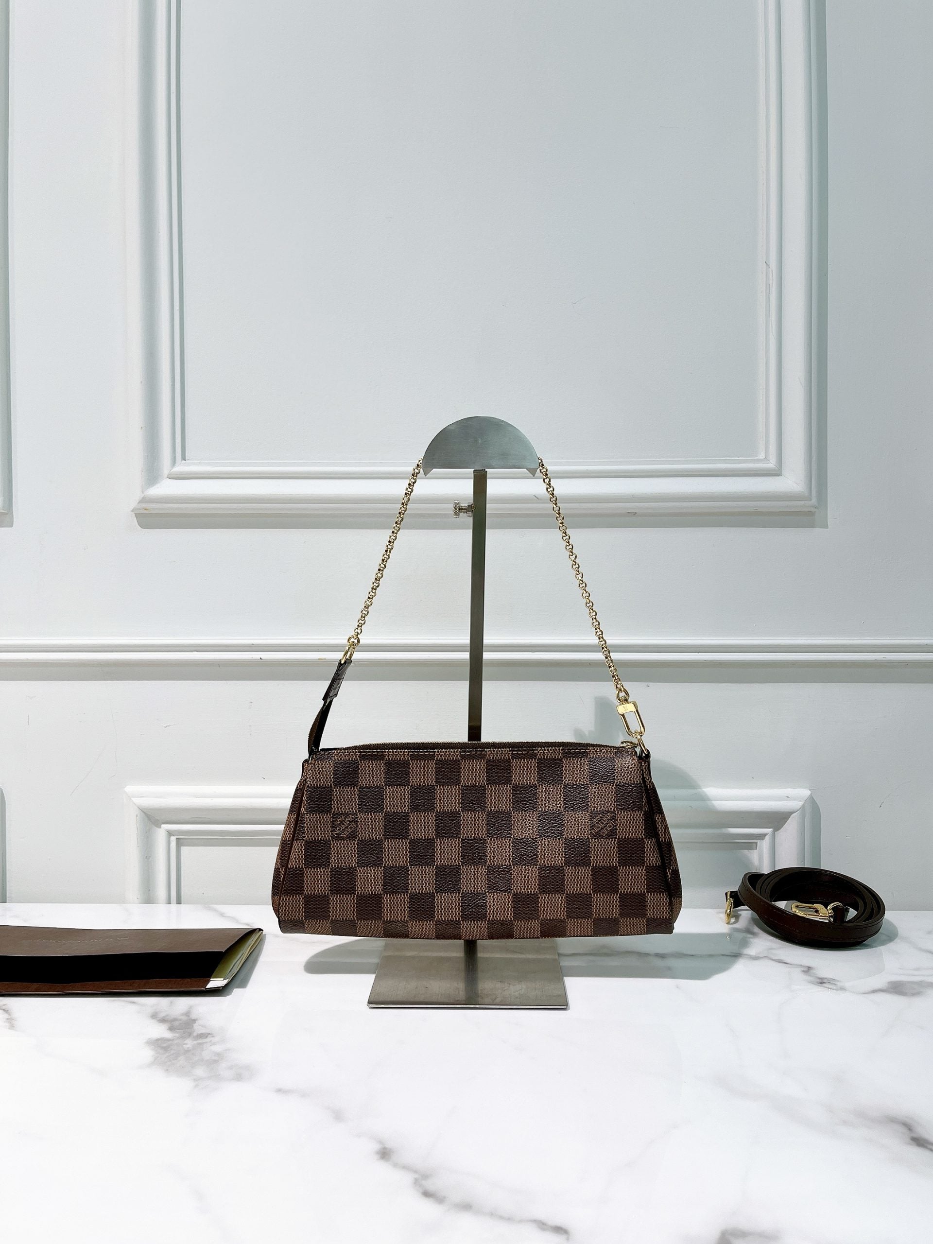 LV EVA, Damier