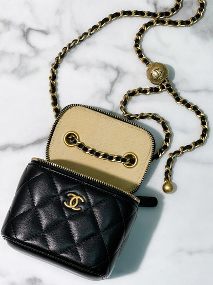 CHANEL PEARL CRUSH MINI VANITY, Black/Gold