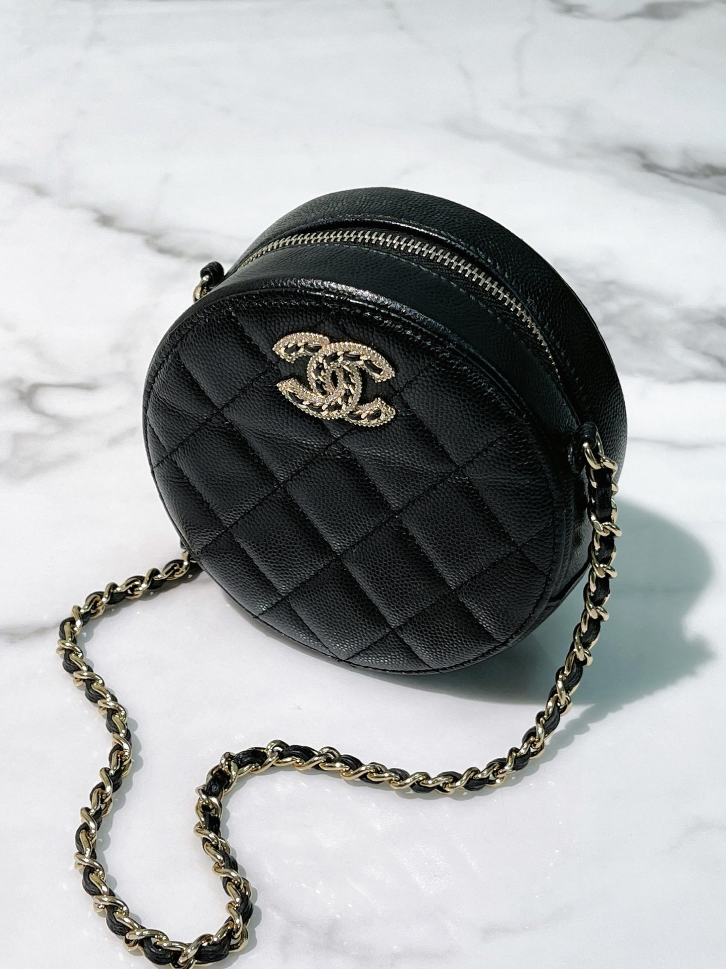 CHANEL MINI ROUND BAG, Black/Gold