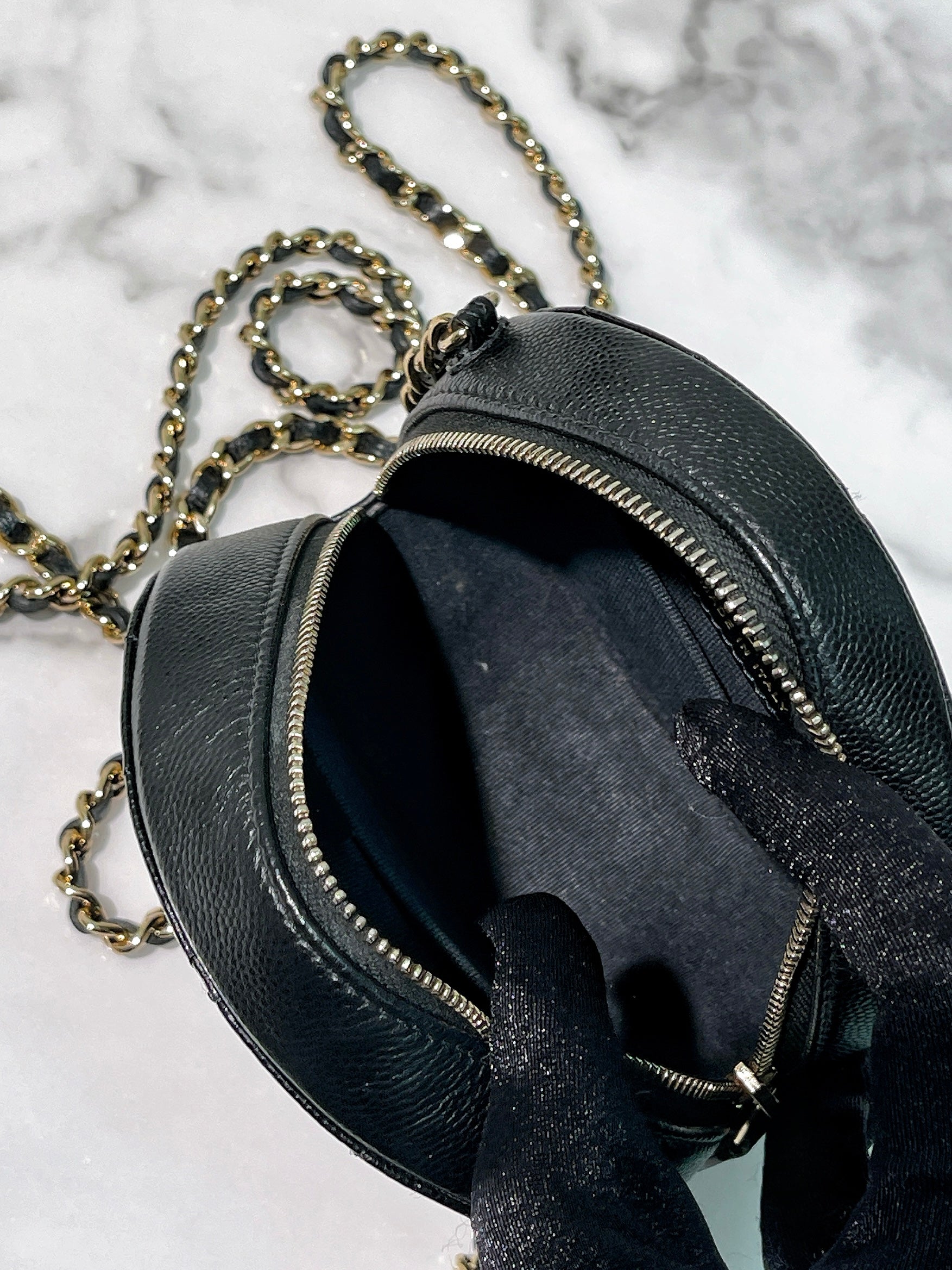 CHANEL MINI ROUND BAG, Black/Gold