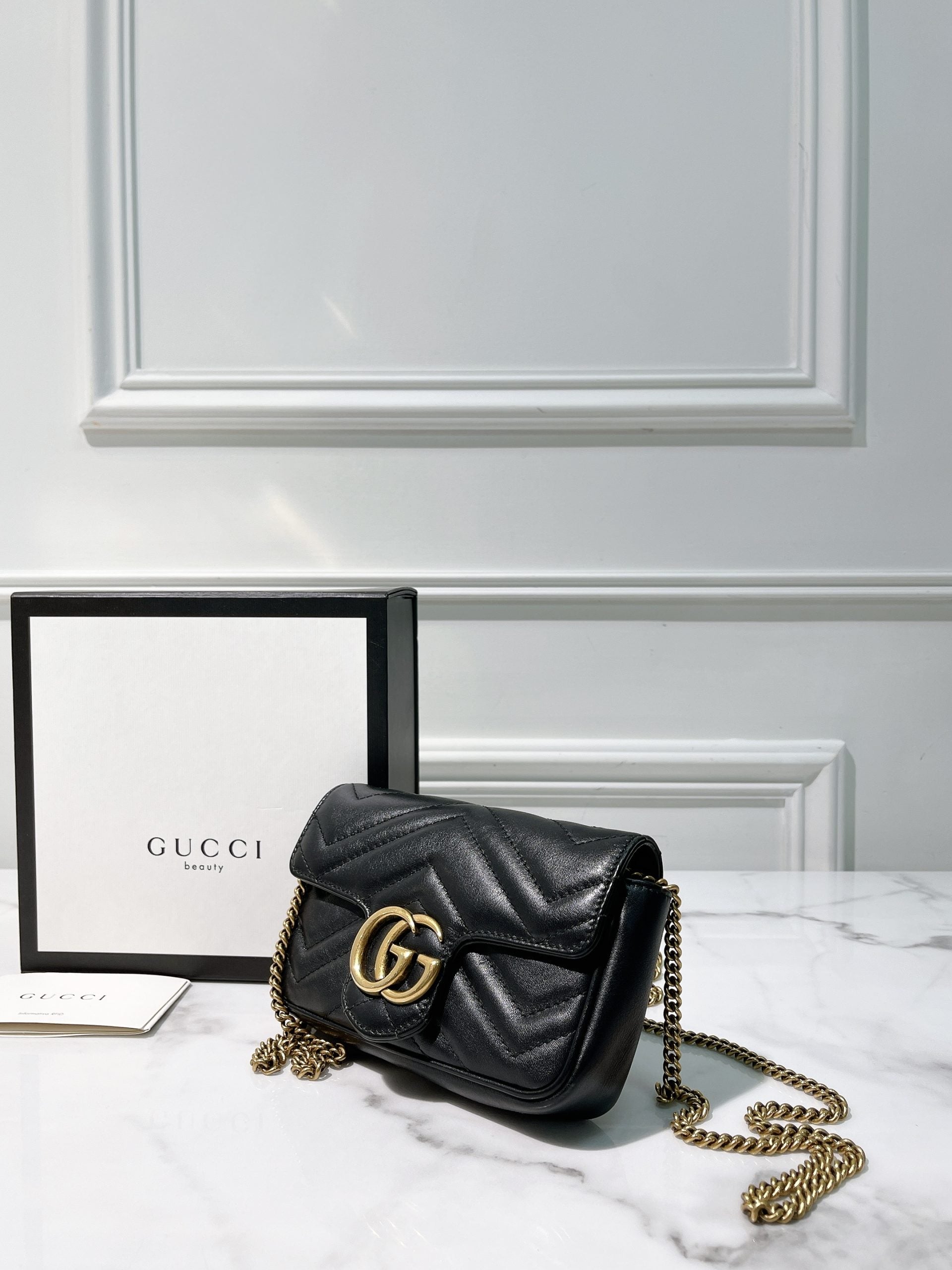 GUCCI SUERMINI MARMONT, Black/Gold