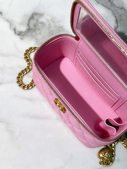 CHANEL PEARL CRUSH VANITY CASE, Pink/Gold