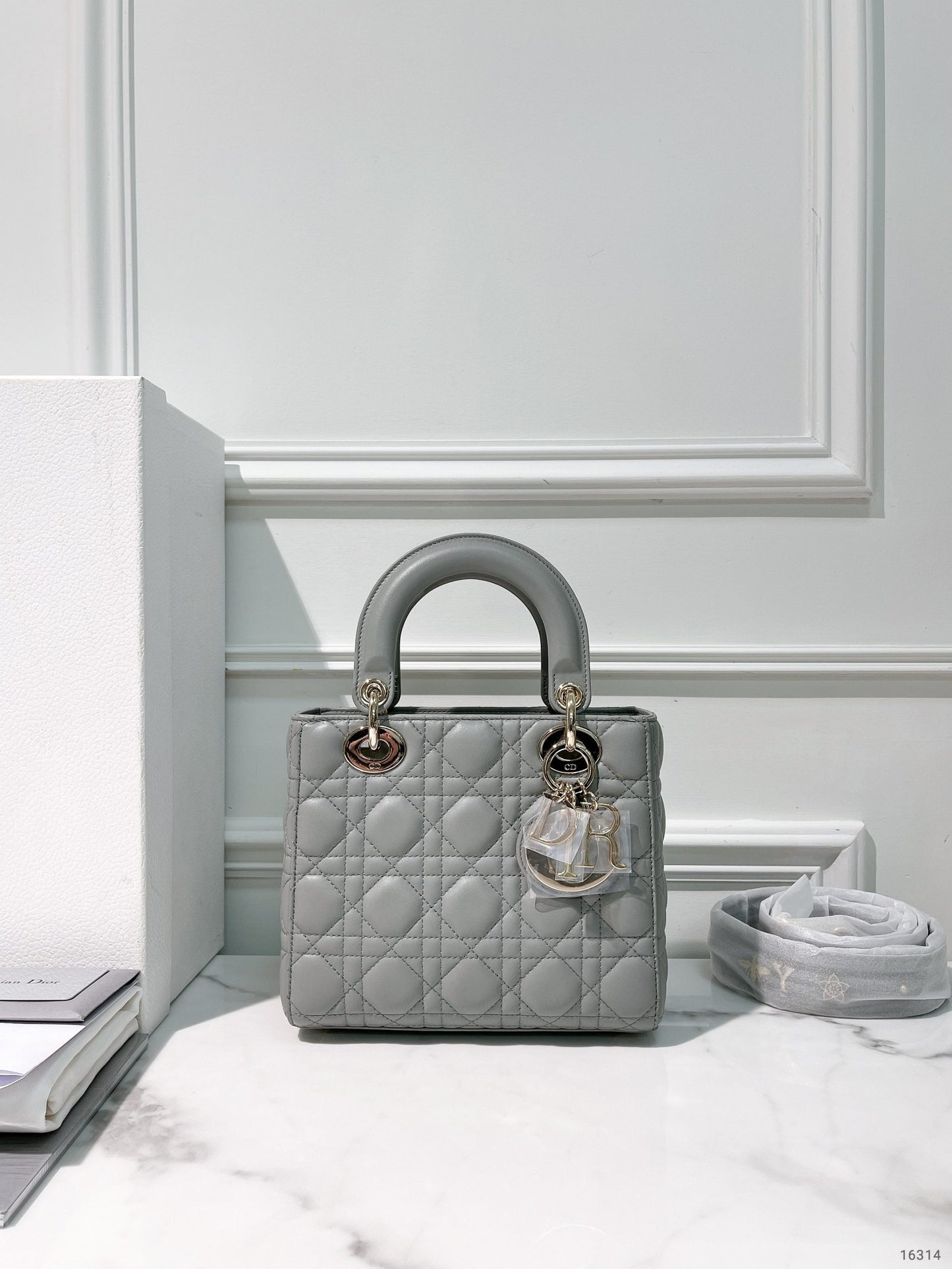 DIOR SMALL LADY DIOR, Grey/Gold