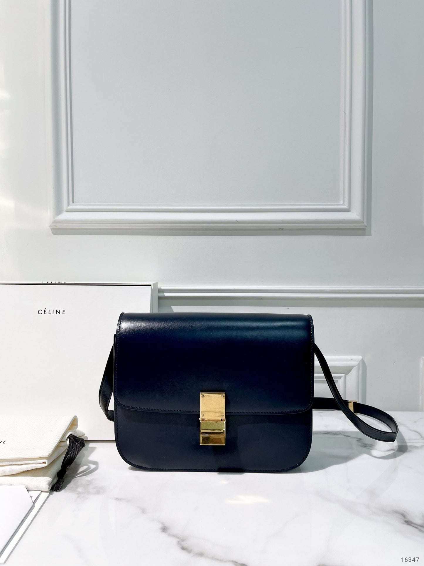CELINE MEDIUM BOX, Navy/Gold