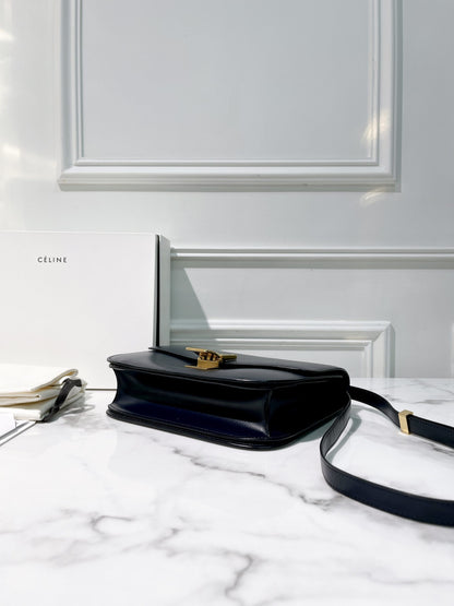 CELINE MEDIUM BOX, Navy/Gold