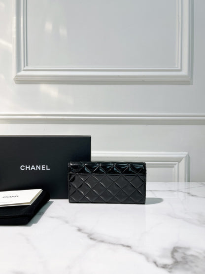 CHANEL 24K WALLET, Black/Gold