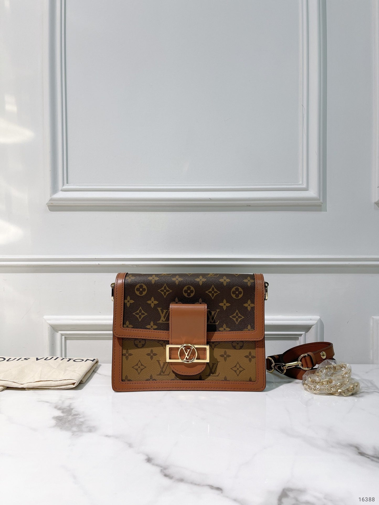 LV DAUPHINE MM, Monogram