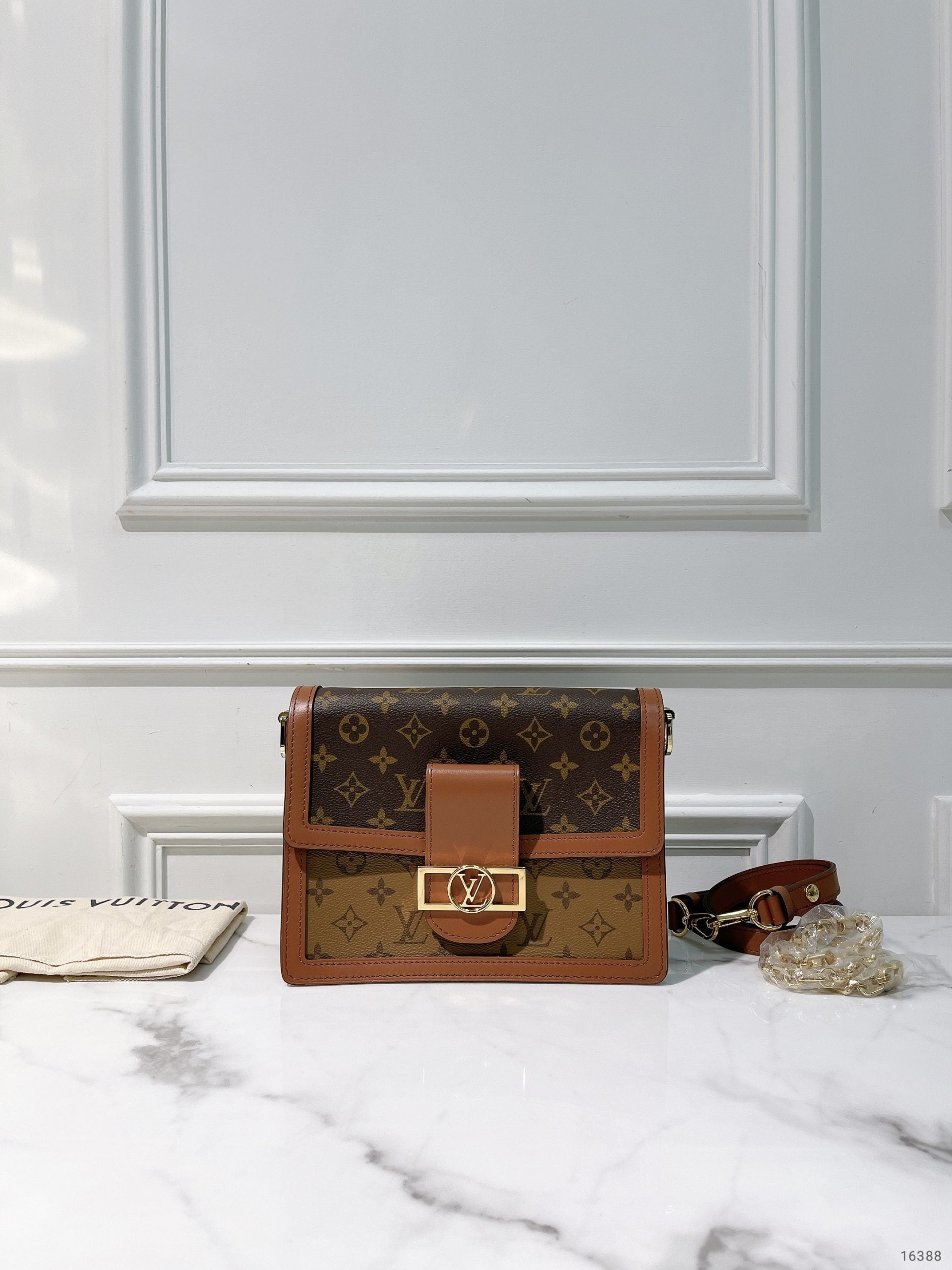 LV DAUPHINE MM, Monogram