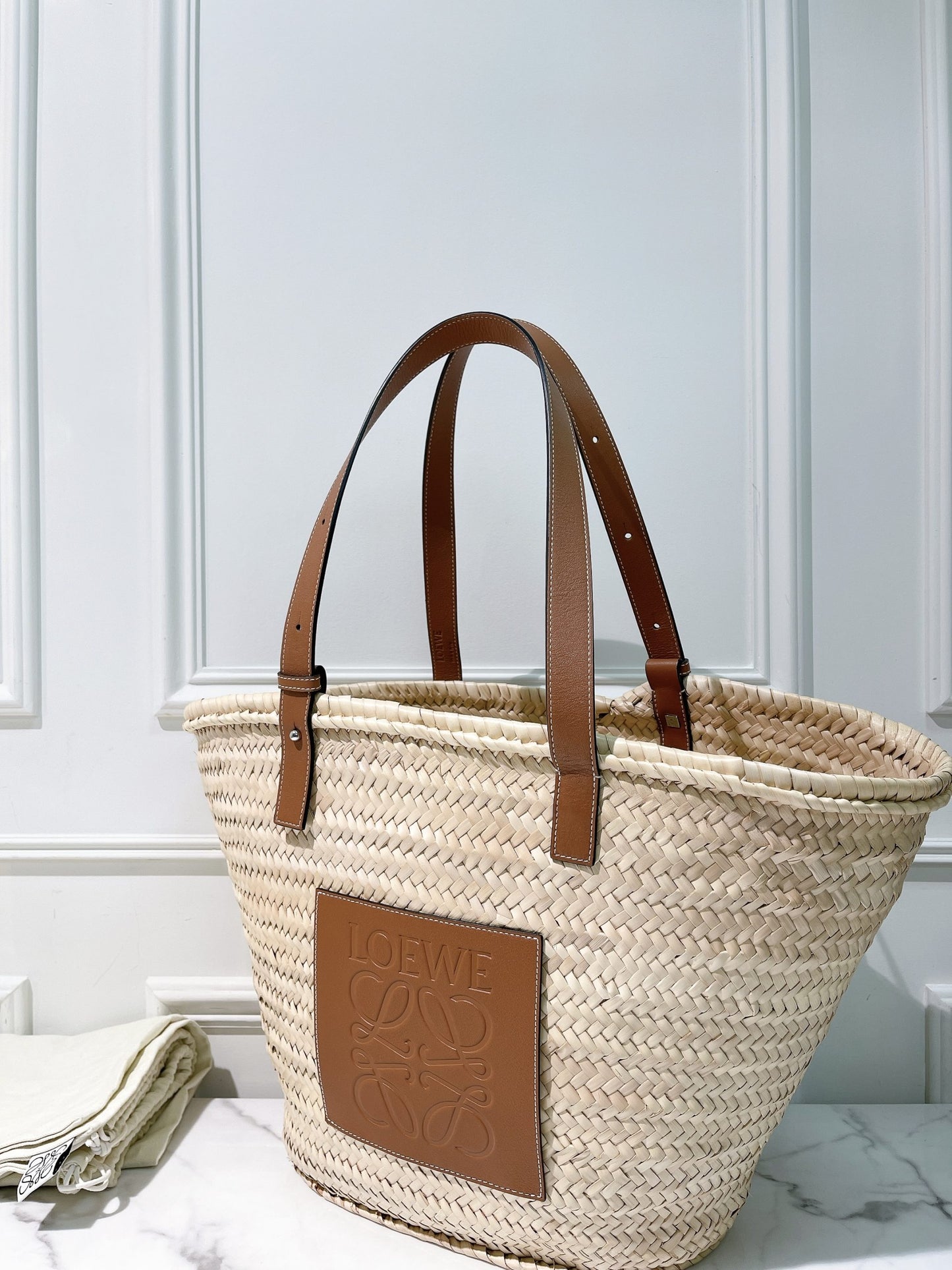 LOEWE BASKET