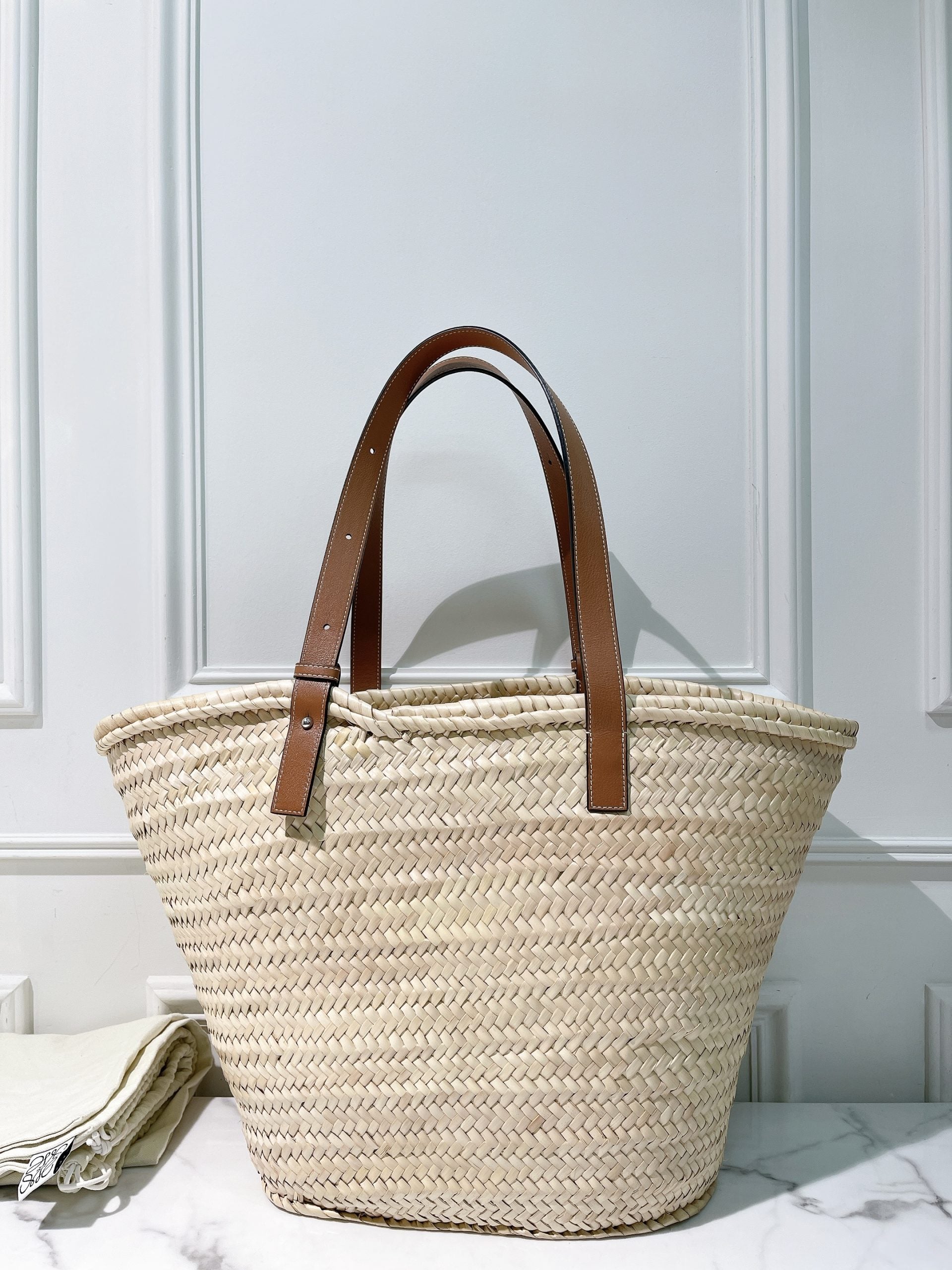 LOEWE BASKET
