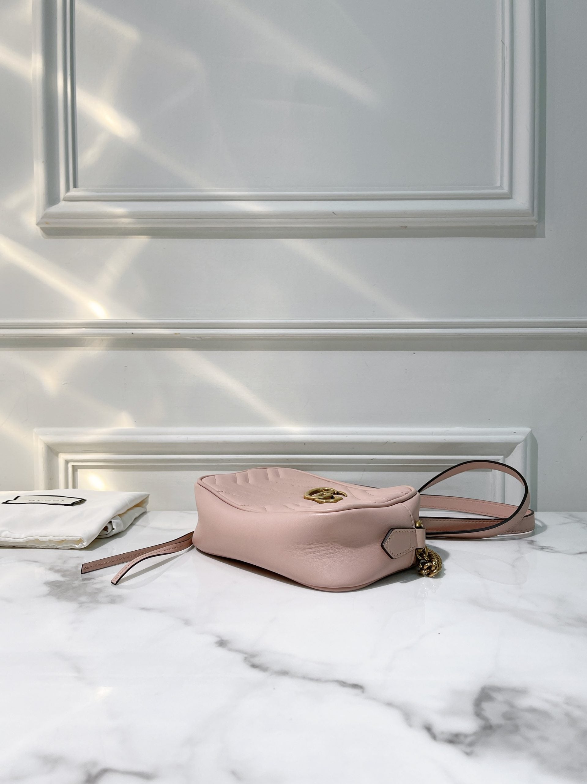 GUCCI MARMONT CAMERA BAG, Pink/Gold