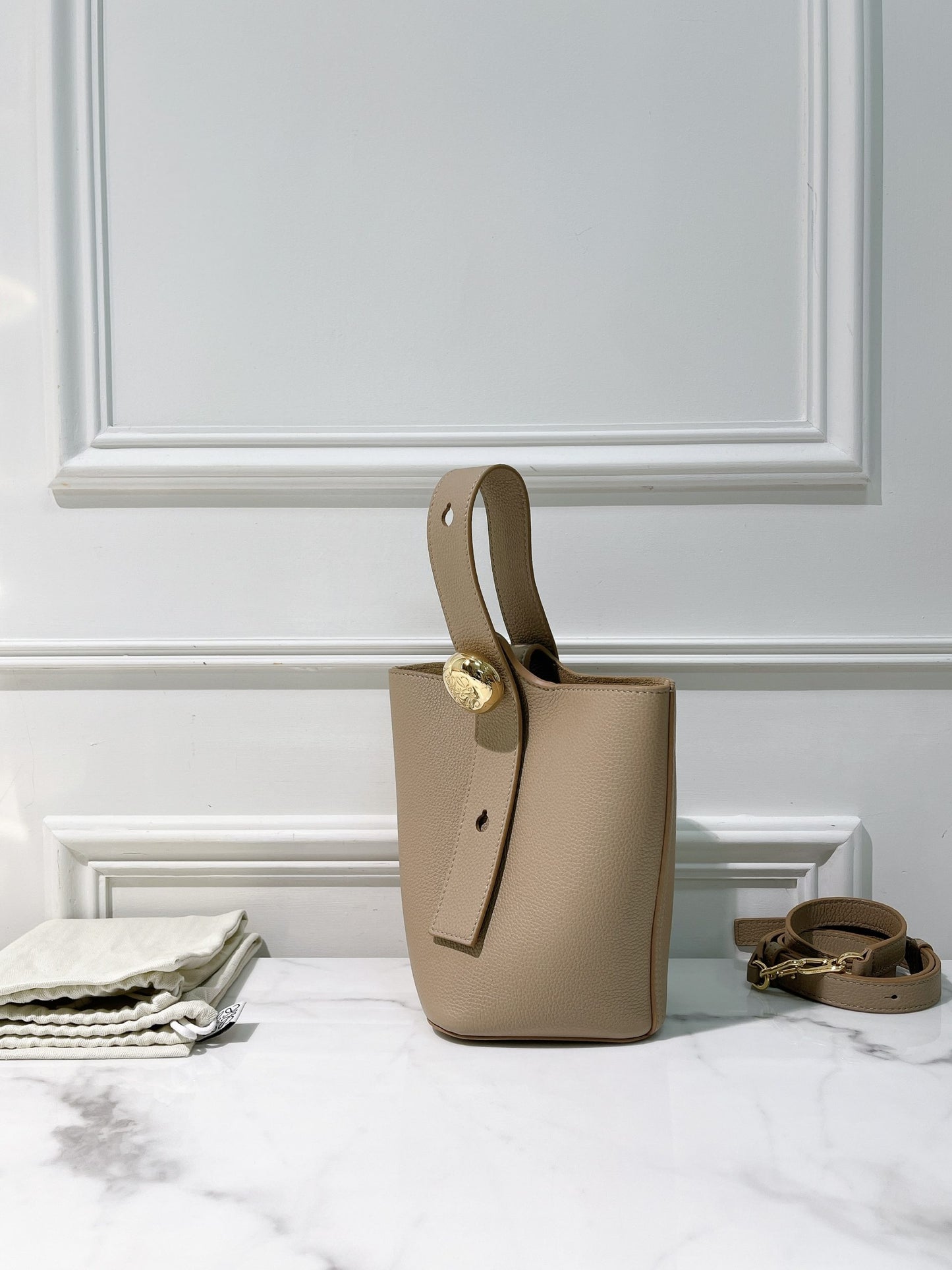 LOEWE MINI PEBBLE BUCKET BAG