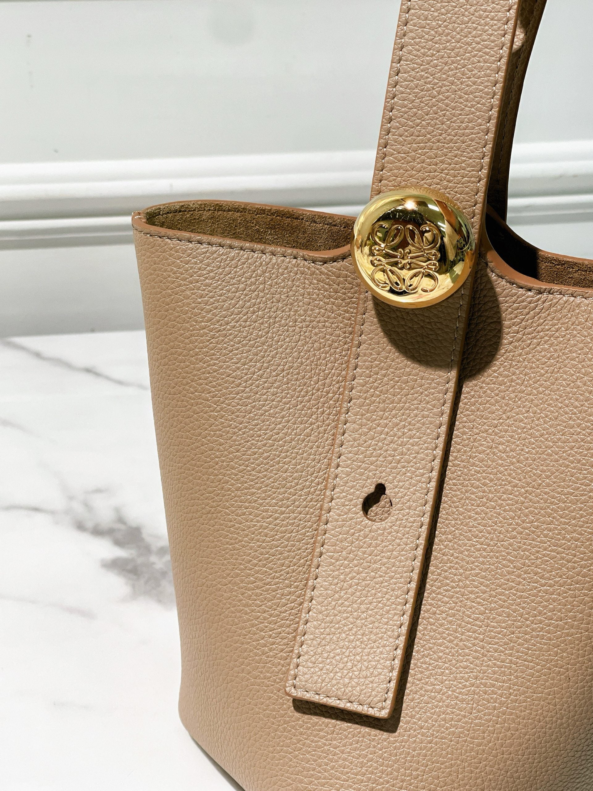 LOEWE MINI PEBBLE BUCKET BAG