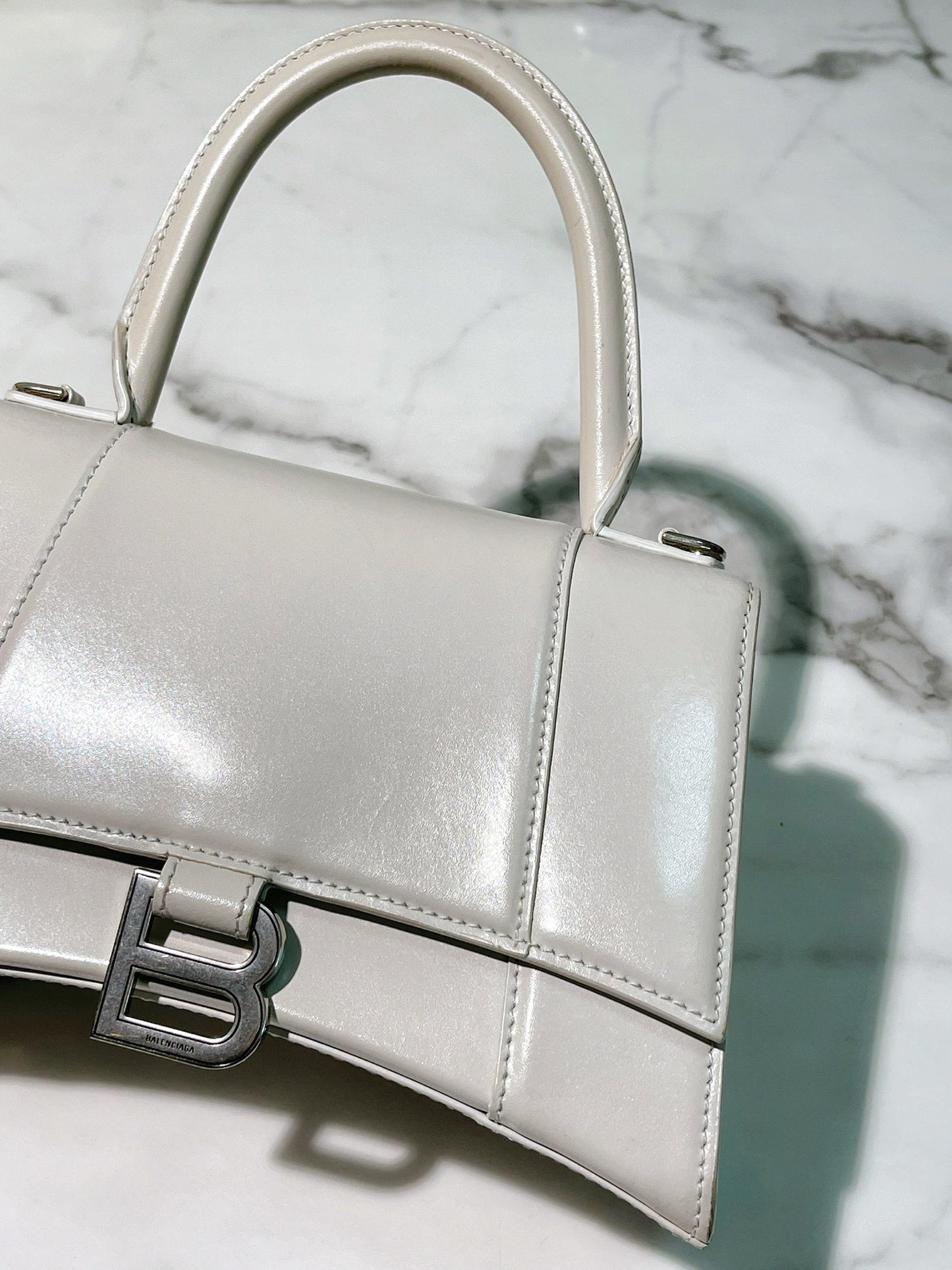 BALENCIAGA HOURGLASS SMALL, White/Silver