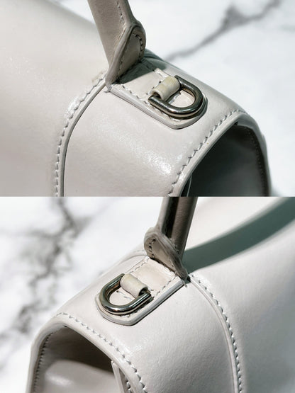 BALENCIAGA HOURGLASS SMALL, White/Silver