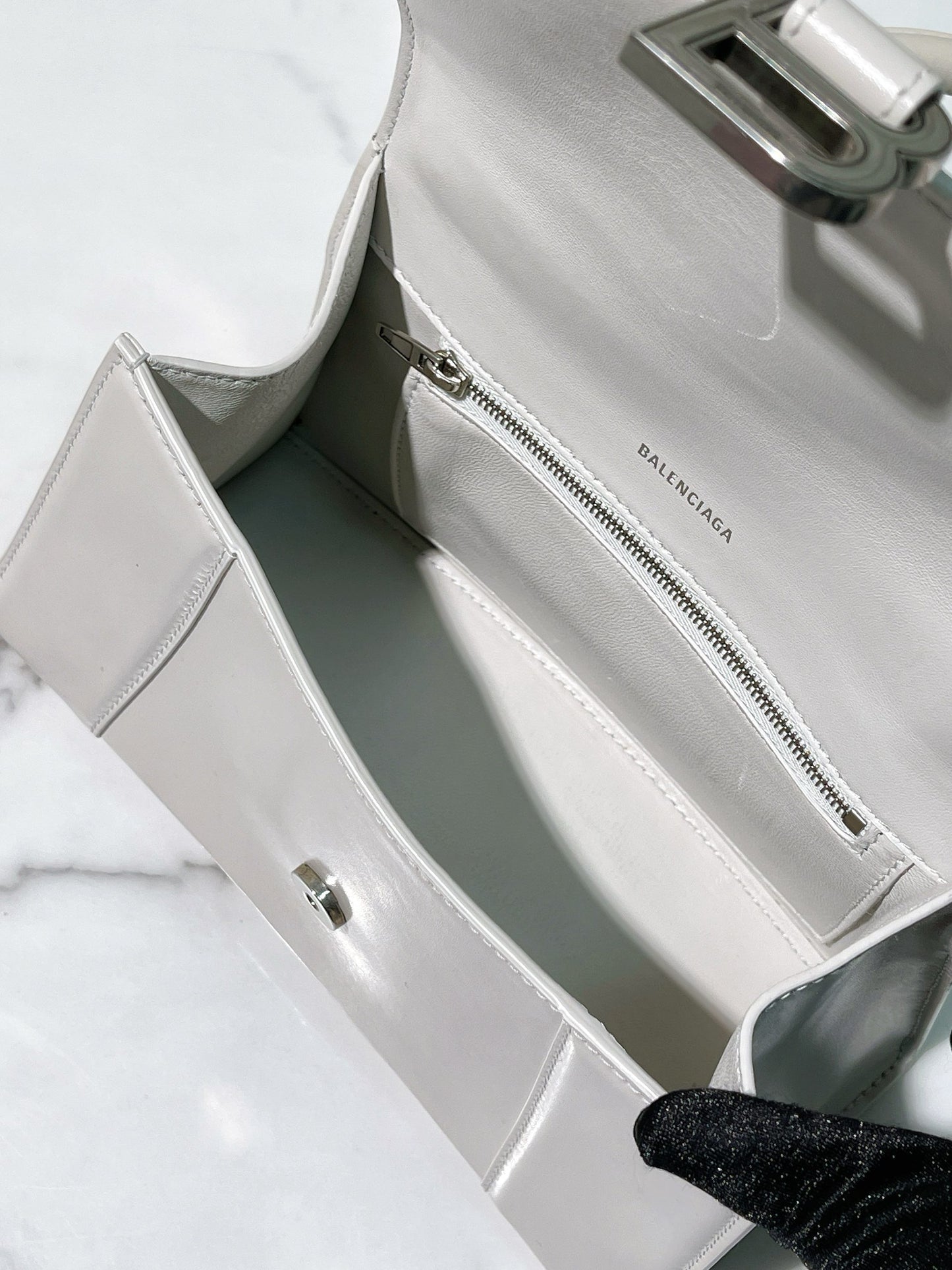 BALENCIAGA HOURGLASS SMALL, White/Silver