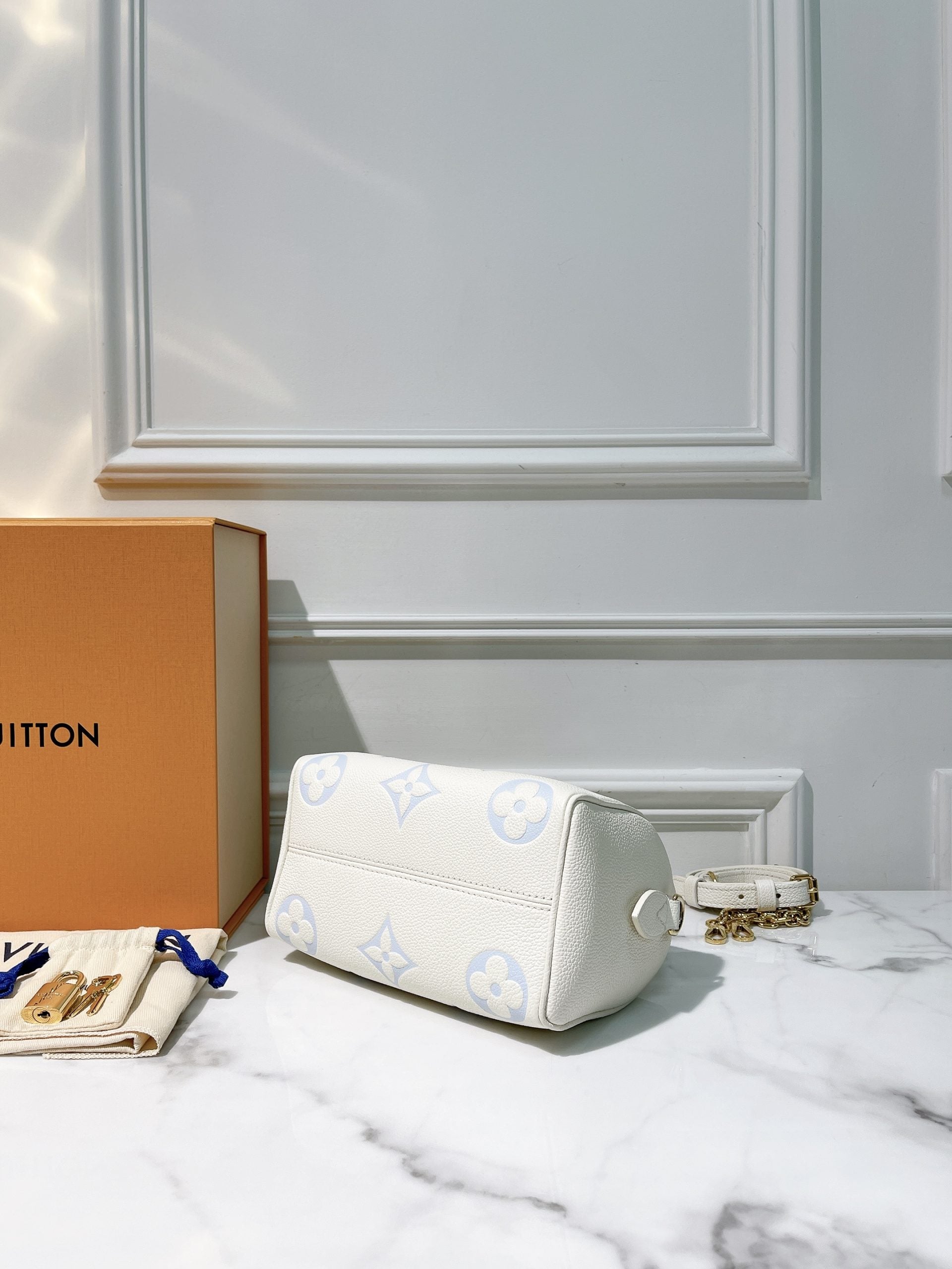 LV SPEEDY 20, White Blue/Gold