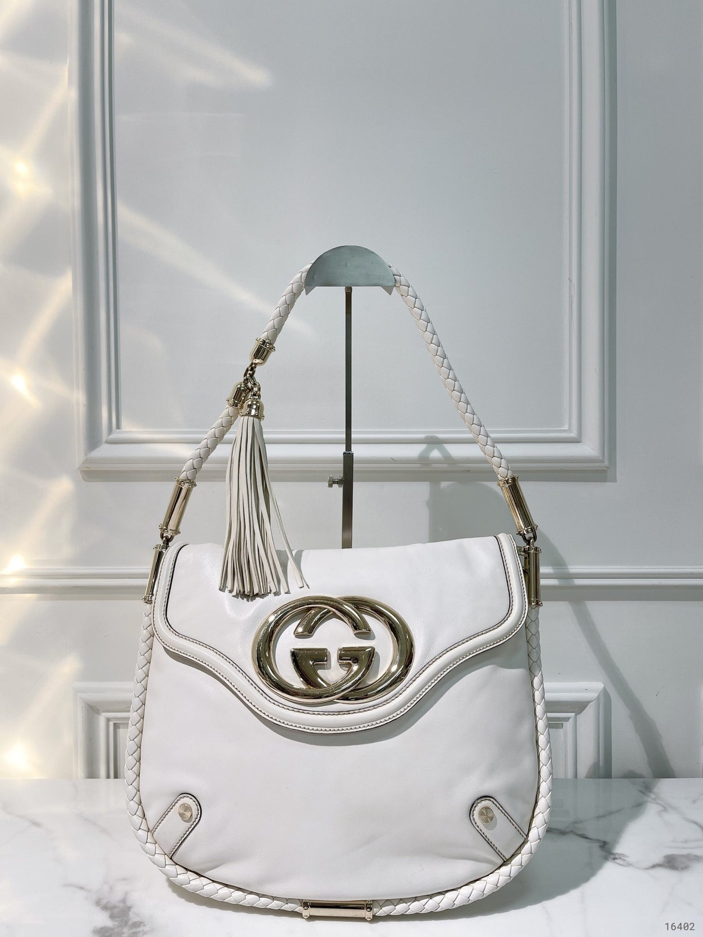 GUCCI VINTAGE HANDBAG, White/Gold