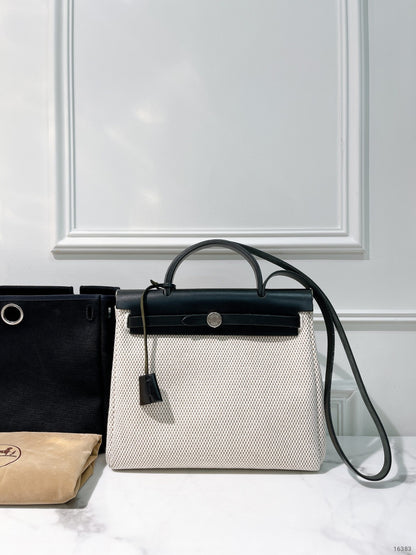 HERMES VINTAGE HERBAG 31, Black/White/Silver