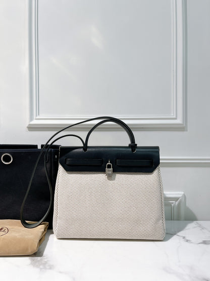 HERMES VINTAGE HERBAG 31, Black/White/Silver