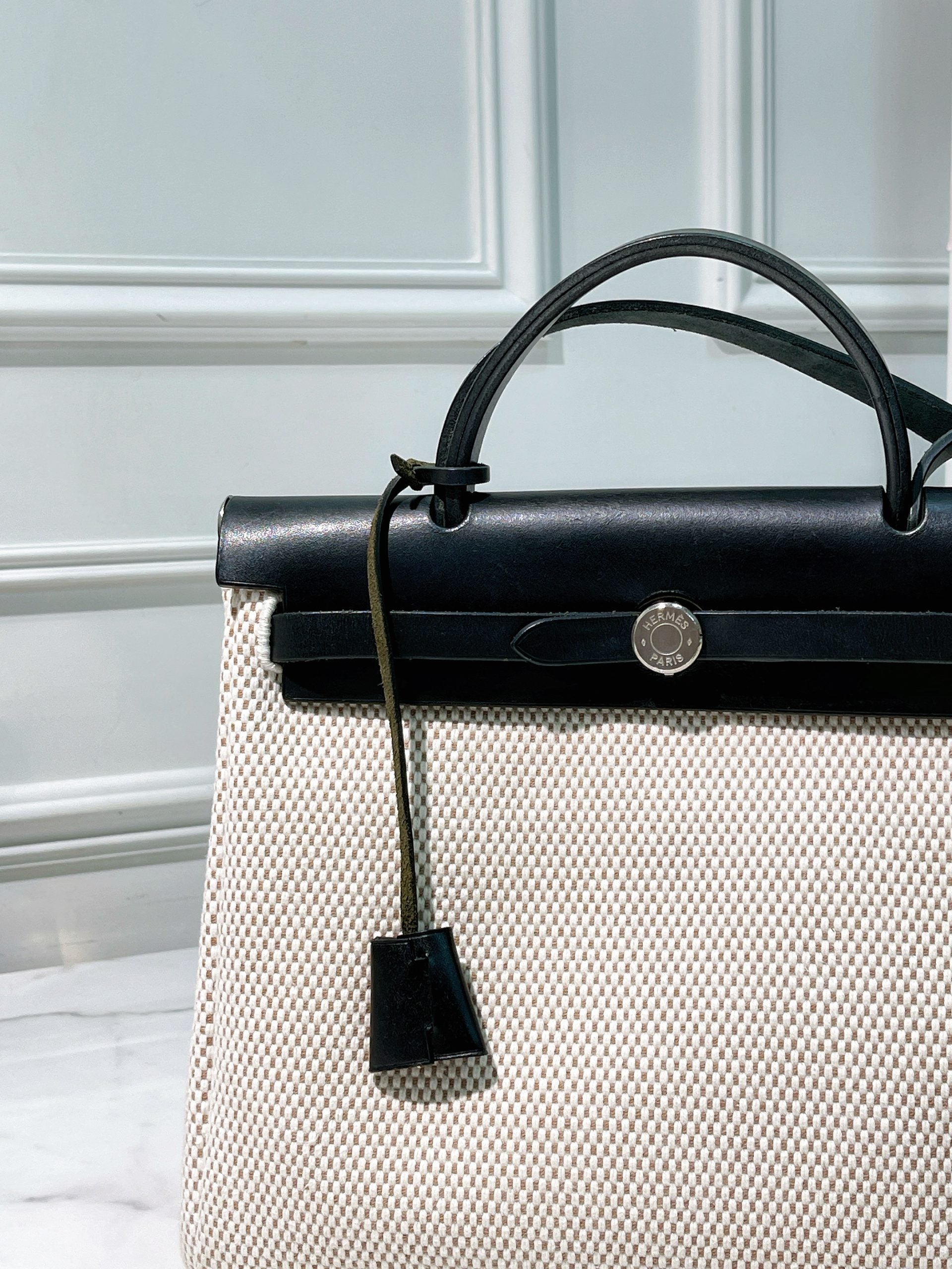 HERMES VINTAGE HERBAG 31, Black/White/Silver