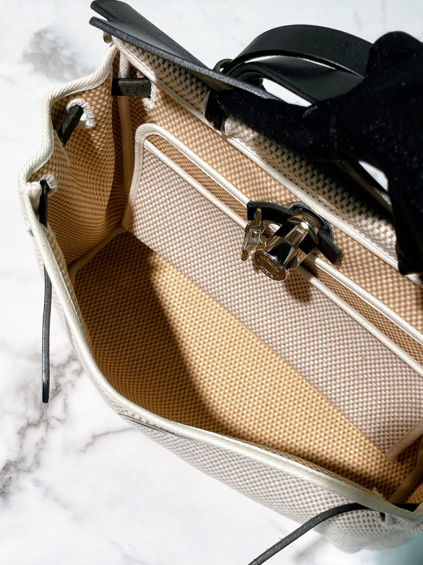 HERMES VINTAGE HERBAG 31, Black/White/Silver