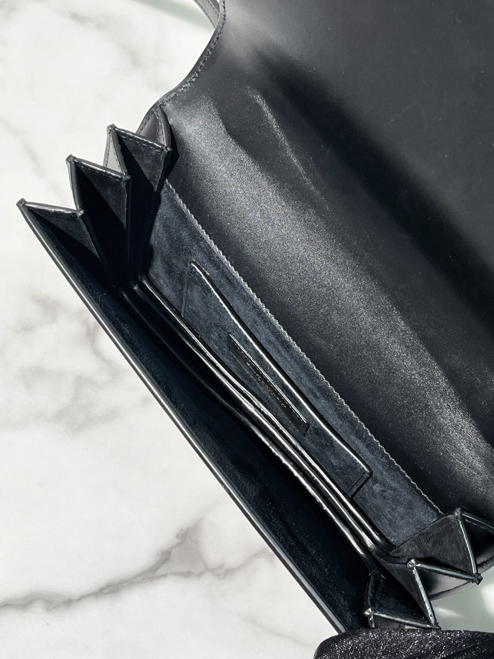 YSL DYLAN, Black/Gold