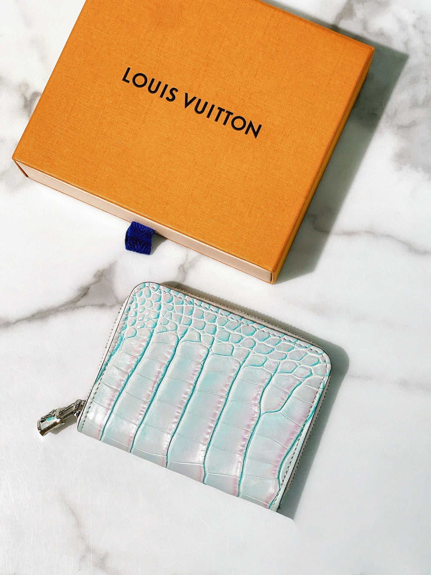 LV ZIP WALLET